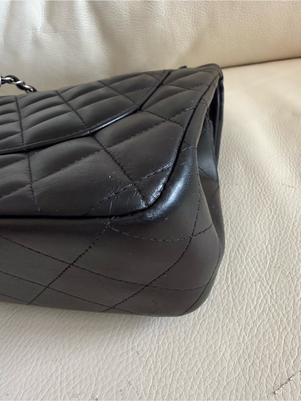 Chanel Classic Double Flap Jumbo Bag in Black Quilted Lambskin - Picture 8 of 16